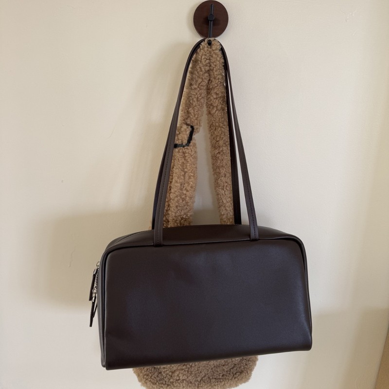 The*Row Normcore Style Astra Bowling Large Capacity Satchel Bowling Bag Goatskin Shoulder Armpit Bag
