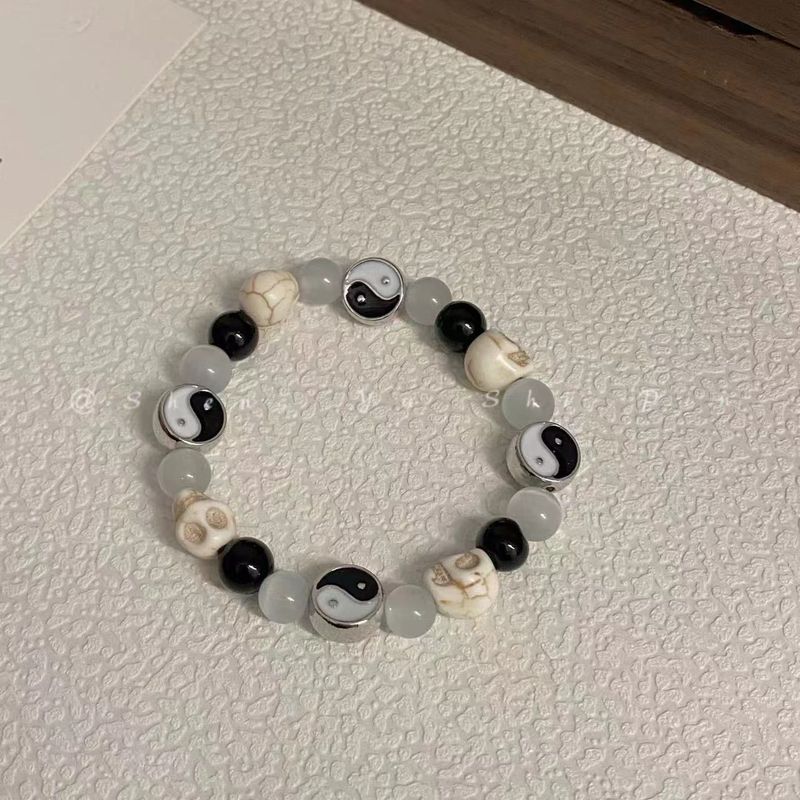 新款国潮小红书爆款磨砂串珠手串蝴蝶小设计手工手链饰品直播批发|undefined
