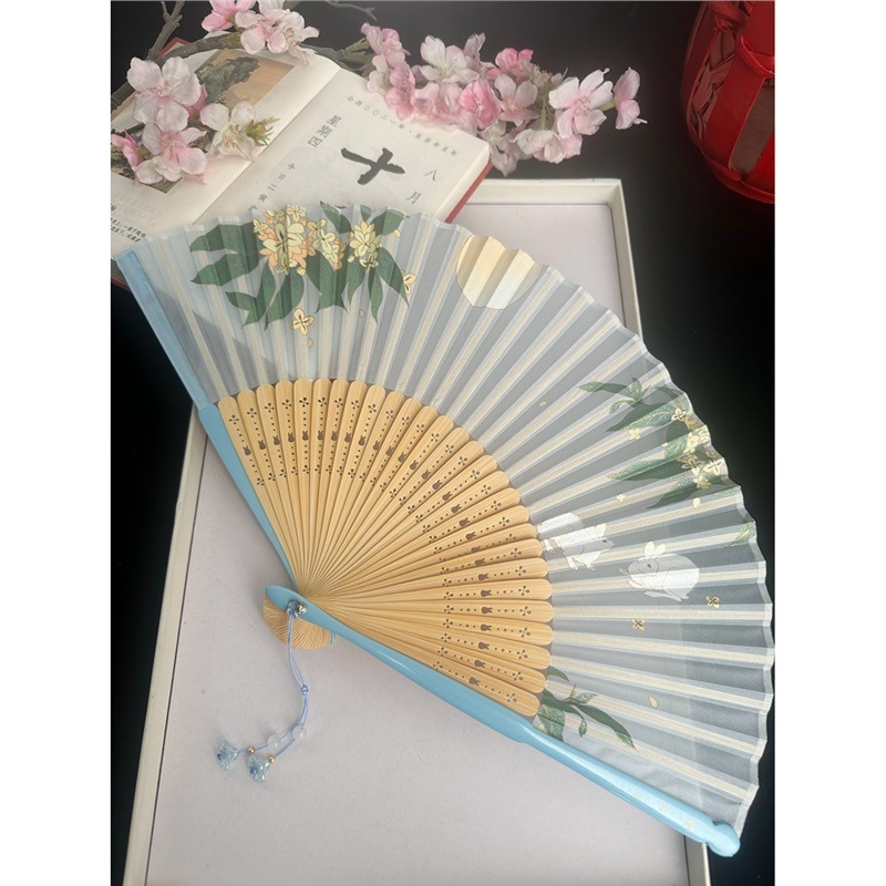 浅绿色桂花兔子古风折扇子跳舞扇小清新便携旗袍古典竹扇中国风女|undefined