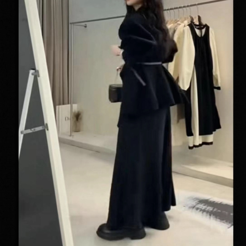 PH59830大爱美依缘2025秋冬新款黑色收腰毛衣外套半身裙洋气显瘦|undefined