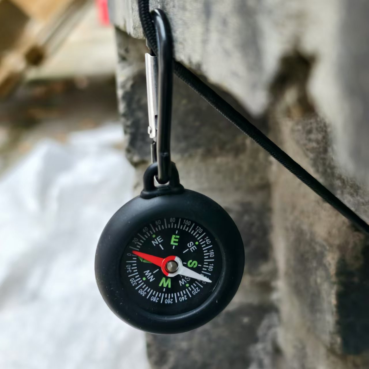 Nuevos productos de silicona percha de brújula percha de montaña gancho rápido percha de brújula al aire libre