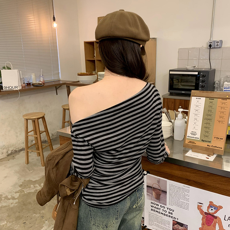 ヨーロッパ商品の実写ライゼルのウールの肩の中に底のシャツの女性の2025秋冬の肩のストライプの長袖のTを掛けます。|undefined