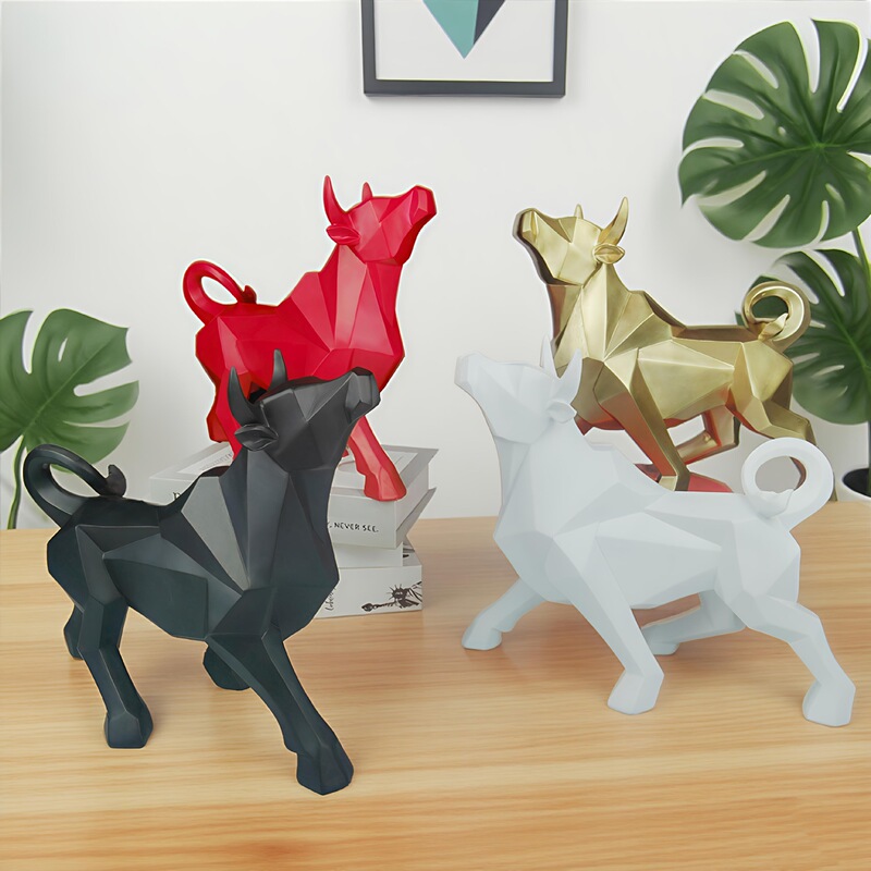 Resin Bullfighting Ornaments, Hand-Painted Crafts, Modern Minimalist Living Room and Study Decorations, Creative Gifts and Ornaments