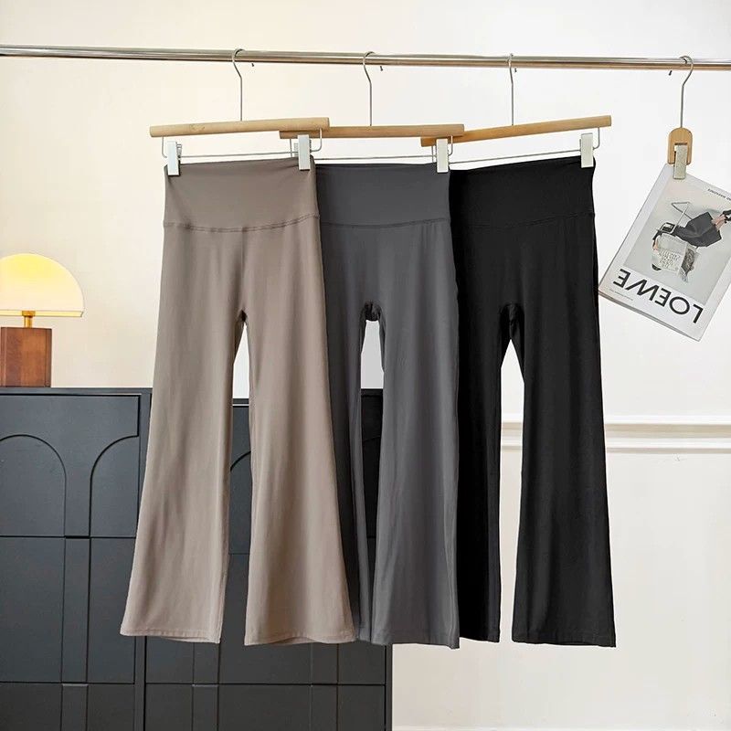 Nude-feel yoga pants, slightly flared, high elasticity, butt-lifting, slimming, no awkwardness, sports cigarette pants, petite fitness cropped pants Nude-feel yoga pants, slightly flared, high elasticity, butt-lifting, slimming, no awkwardness, sports cigarette pants, petite fitness cropped pants