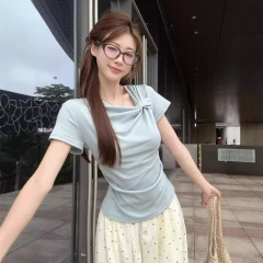 扭结T恤女夏季2025甜美不规则褶皱内搭上衣ins韩系斜领短袖韩系风