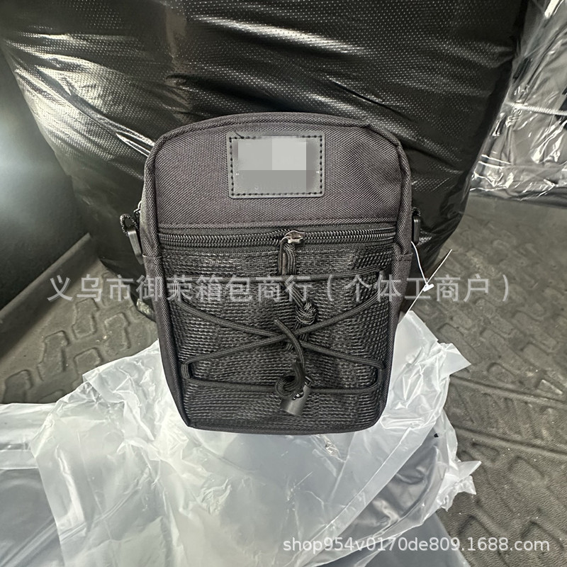 新しいトレンディなブランドチェック柄クロスボディバッグトレンディなブランド Vans カジュアル旅行学生ショルダーバッグ迷彩小さなバッグ男性と女性のカップル|undefined