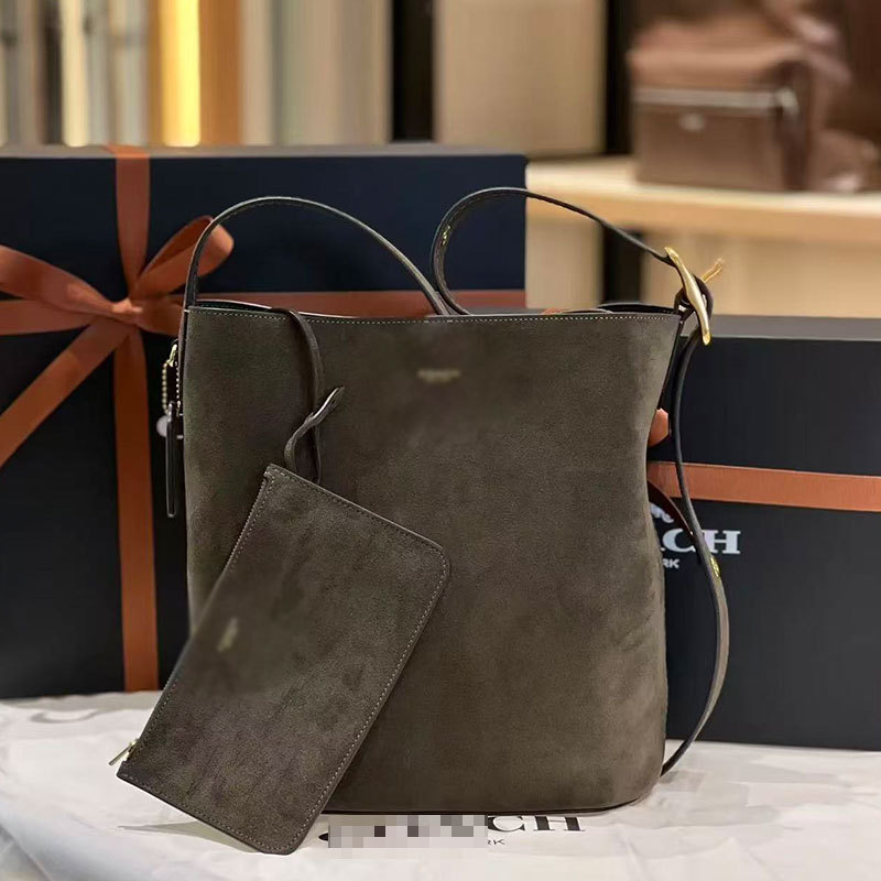 Coach New Women's Bag Jude Signatura Bucket Bag Single Shoulder Crossbody Tote Shopping Bag Coach New Women's Bag Jude Signatura Bucket Bag Single Shoulder Crossbody Tote Shopping Bag