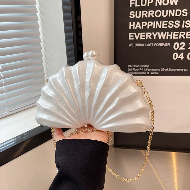 2025 New Cross-Border Women's Evening Bag Irregular Shell Acrylic Handbag Fashion Wedding Banquet Bag - Thumbnail 2