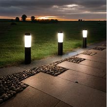 �����]�����P�̫��ܲ�ƺ���Б�LEDͥԺ�����@�b�̫��ܰ峬��