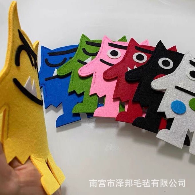 跨境新款毛毡小情绪怪兽手偶教具心情颜色儿童早教教具益智材料包