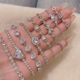 耳环;项链;耳钉