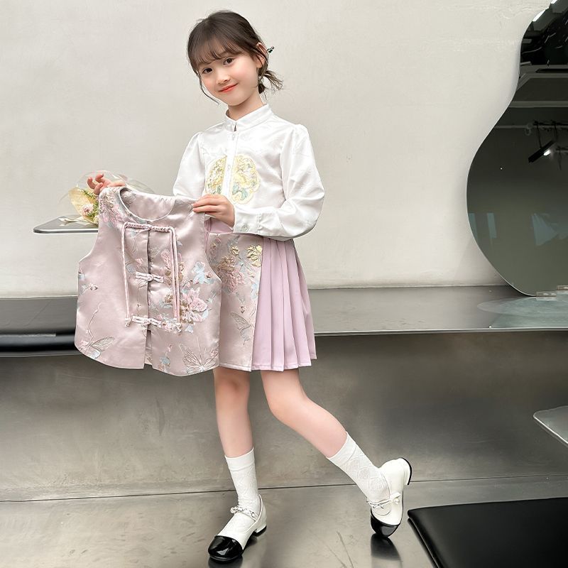 新中国式軽国風馬甲女2025年春新作バックル刺繍母レトロ馬挟み上着コート|undefined