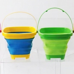 国境を越えた携帯型ビーチ玩具折り畳み桶2l子供の海辺で水遊びをして海を追う親子交流夏の新製品