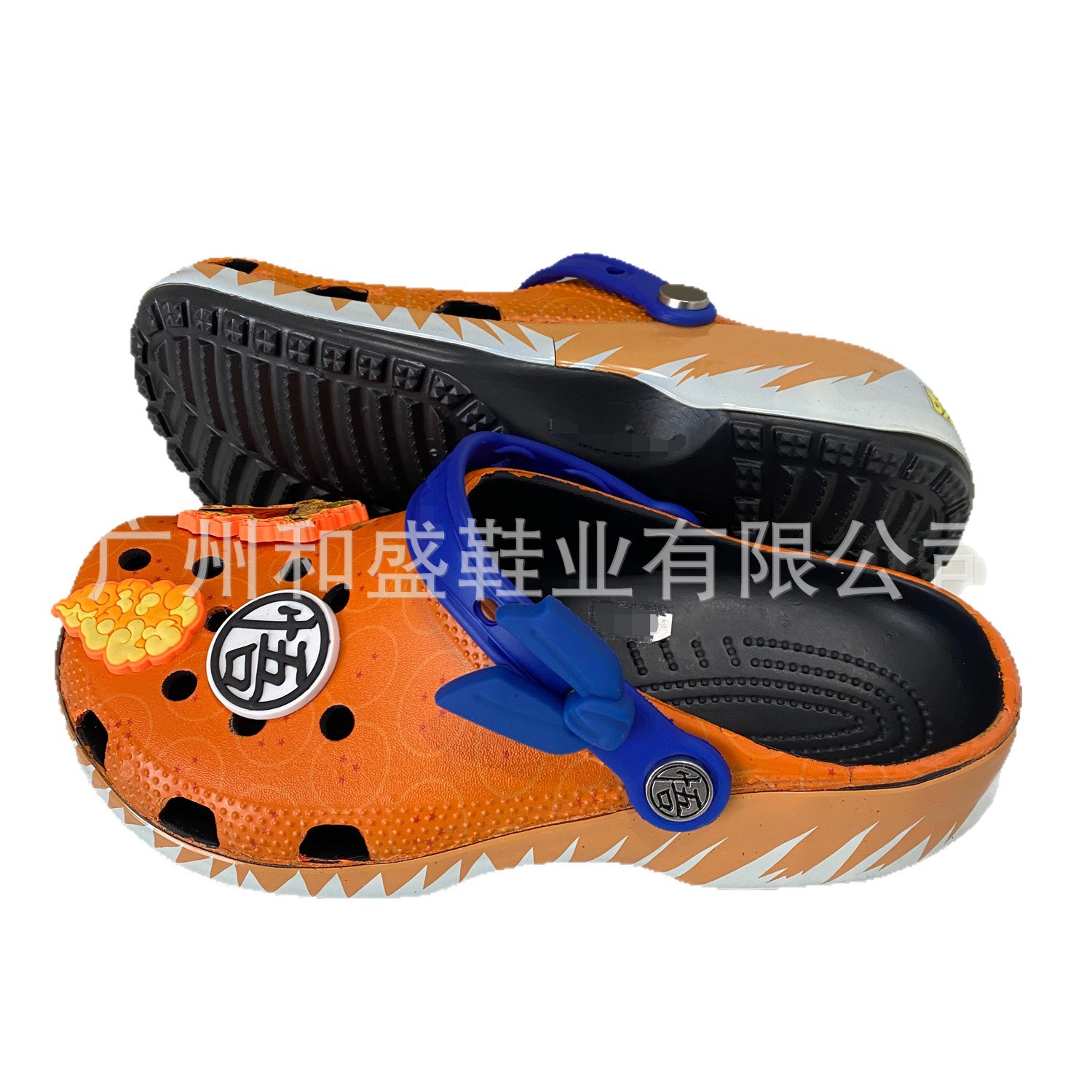 Croos co-branding Goku Dragon Ball Frissa Saru dibujos animados para niños zapatos de agujero zapatos de playa para hombres y mujeres