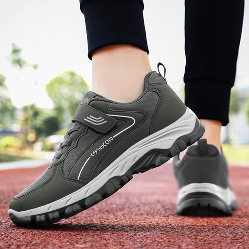 Mid-Age and Elderly Sports Shoes 2025 Summer Casual Men and Women Couple Magic Tab Walking Shoes