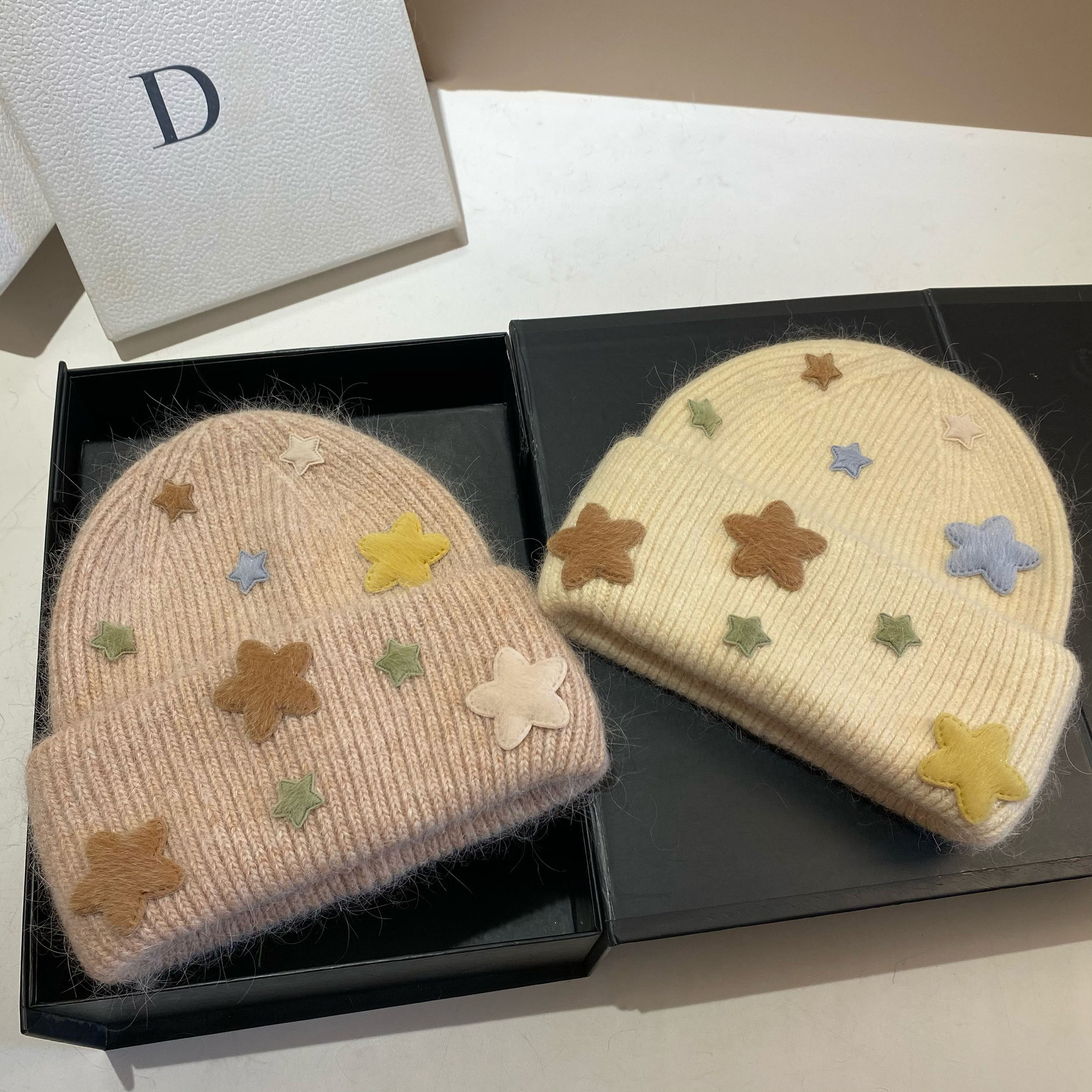 Gorro beanie de punto para mujer de pelo de conejo invierno_voghion.com