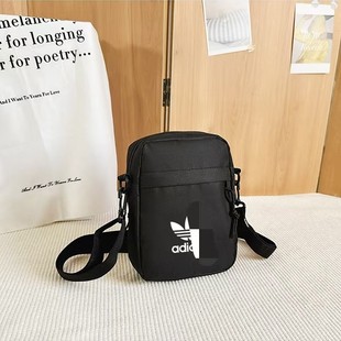 Cross-Border Clover Crossbody Bag for Women Travel New Casual Simple Mobile Phone Bag Small Shoulder Bag Ins Trendy Brand Men's Backpack