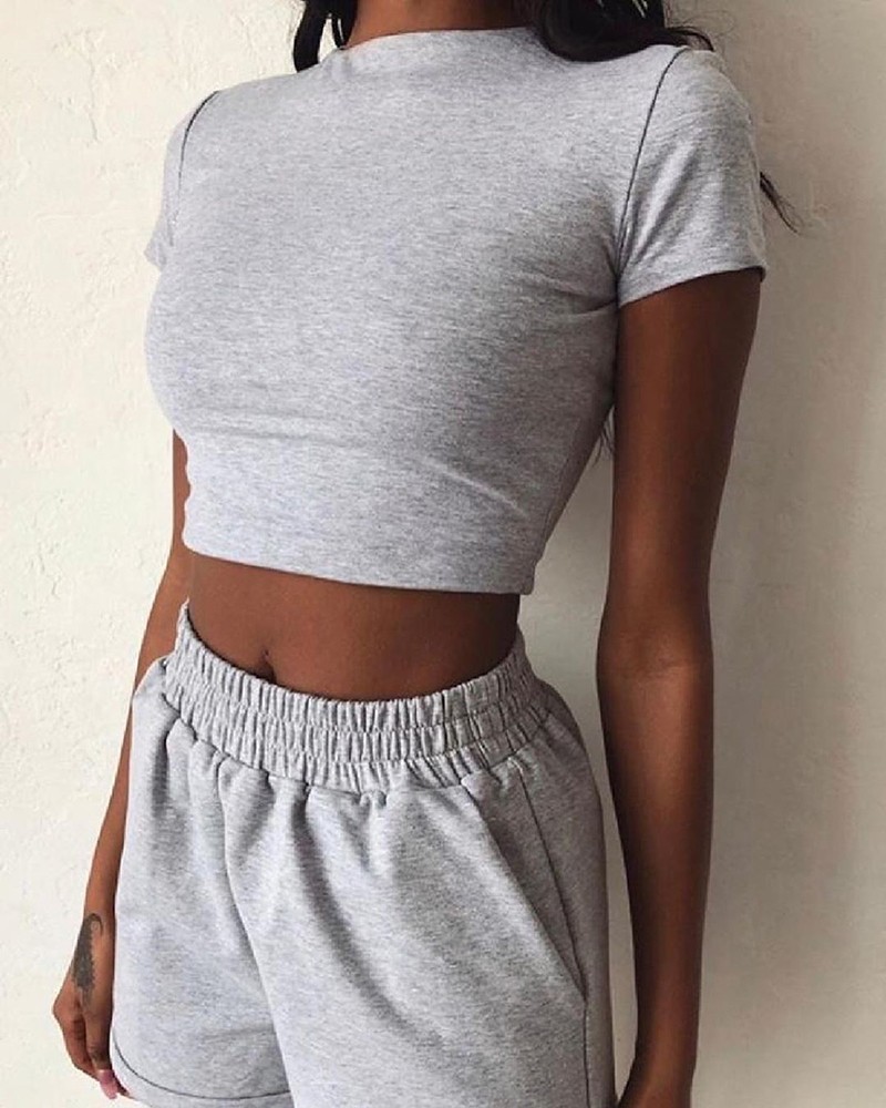 2021 Summer 5 Colors Solid Color Short-Sleeved T-shirt and Shorts Two-Piece Set Loose Leisure Suit in Short Sets