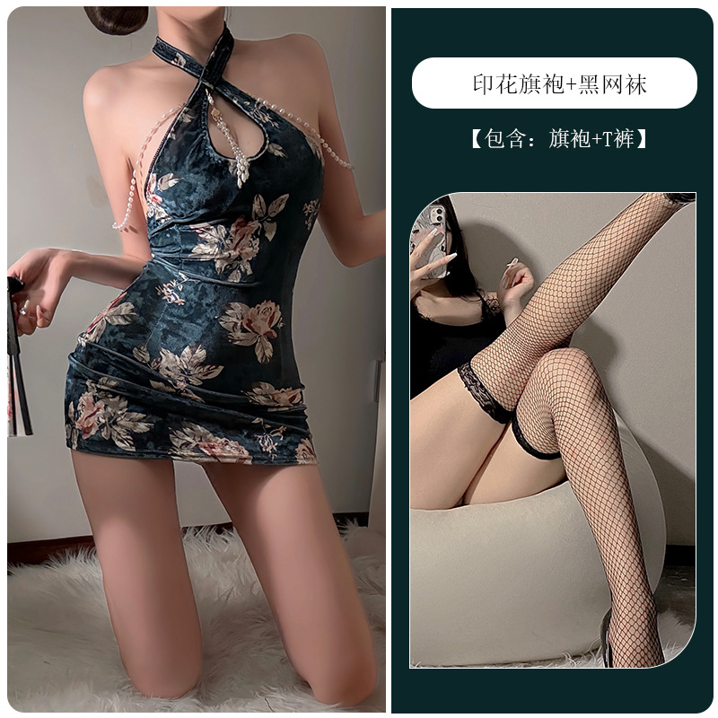 짙은 녹색 프린트 치파오 + 블랙 망사 스타킹