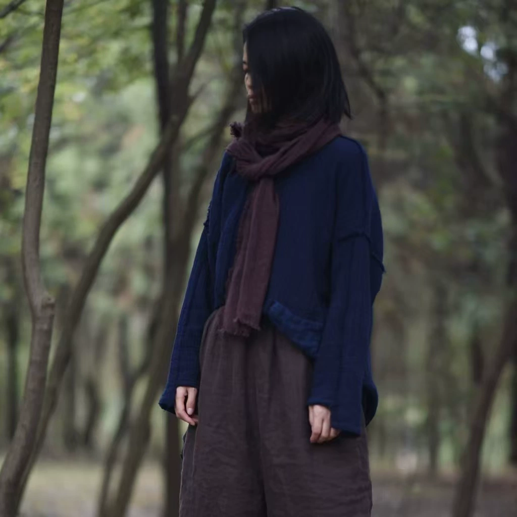 24/10 Ретро-литературный двухслойный конопля-хлопок с половинным вертикальным вырезом