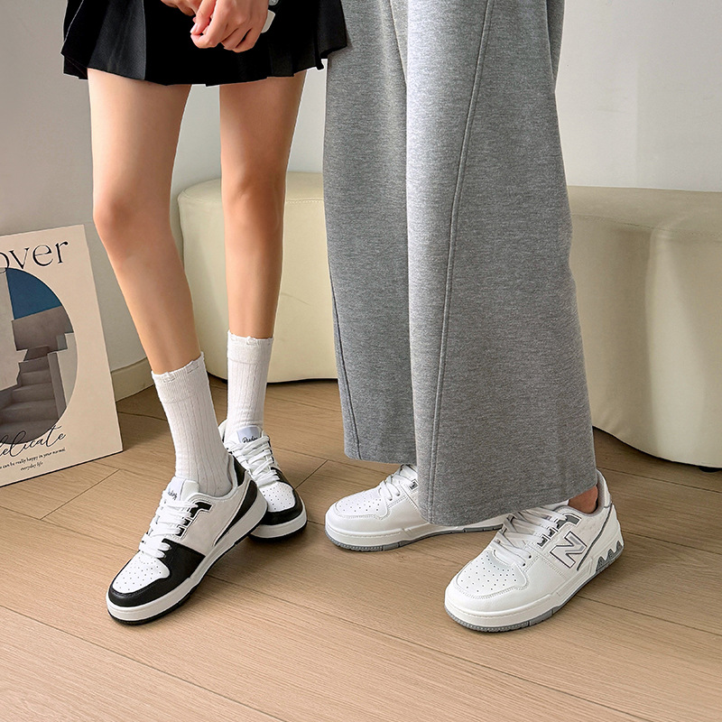 Giày sneaker nam nữ cổ thấp phong cách cổ điển phối màu đen trắng — 828 Đen Trắng