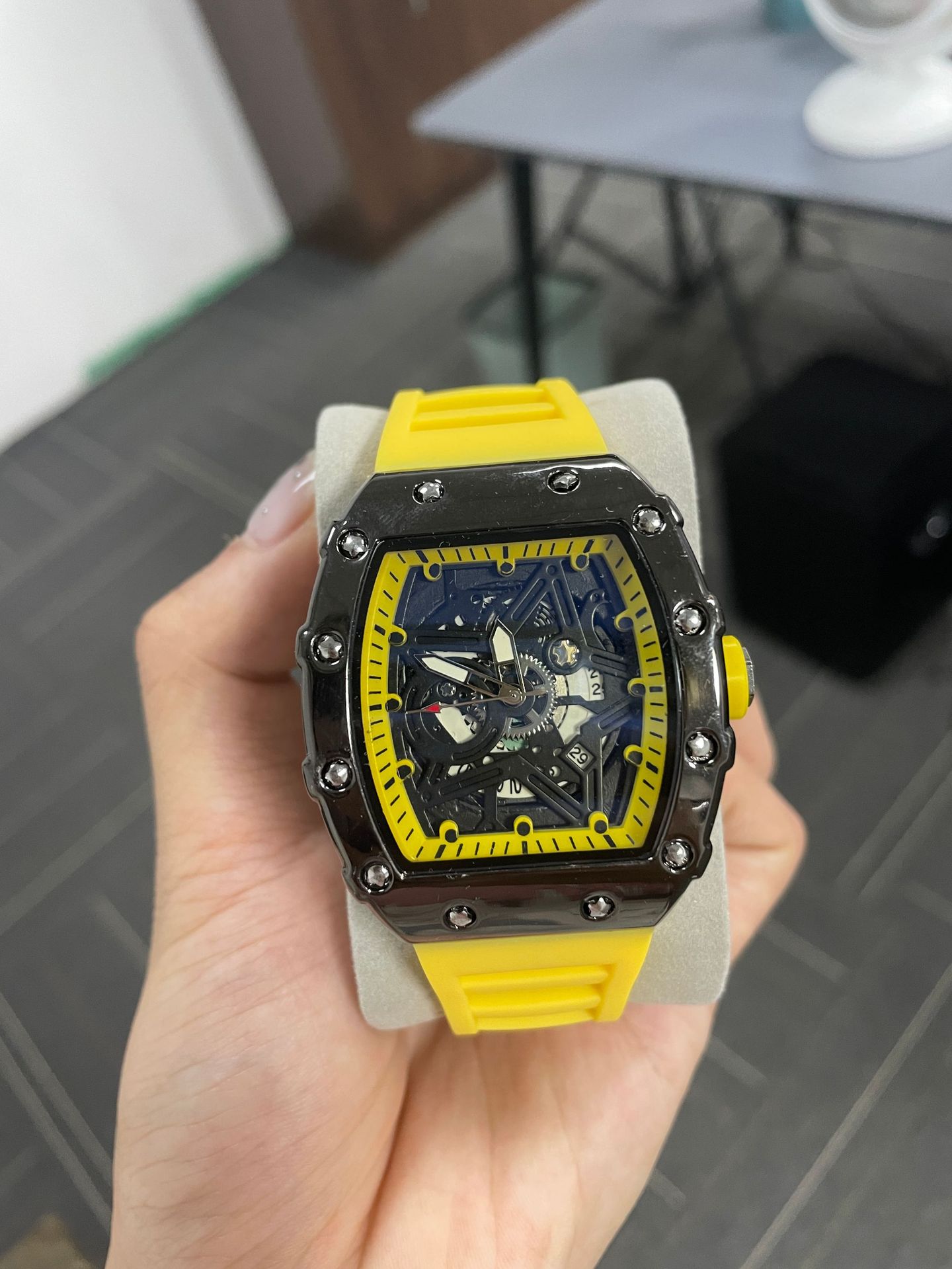 Men's Mechanical Watch Barrel Shaped Luminous Automatic Luxury_voghion.com