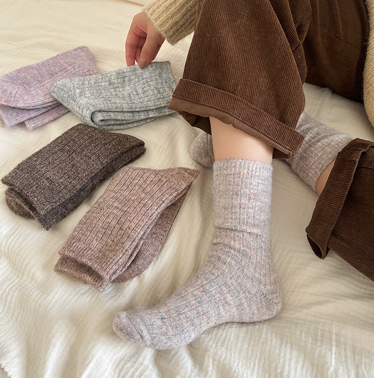 60g Weight Socks Classification Socks Lingerie Type A Pair Quantity Holiday, Banquet, Travel Occasion Solid Color Pattern Winter Season Women's Gender Elegant, Lady Style Elegant Lady Women's Solid Color Wool Crew Socks A Pair 9