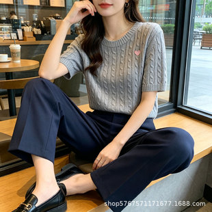 �羳Ů�b���Q����A�Iᘿ�����t�� ��ɫᘿ�������Ů�����ļ��¿�