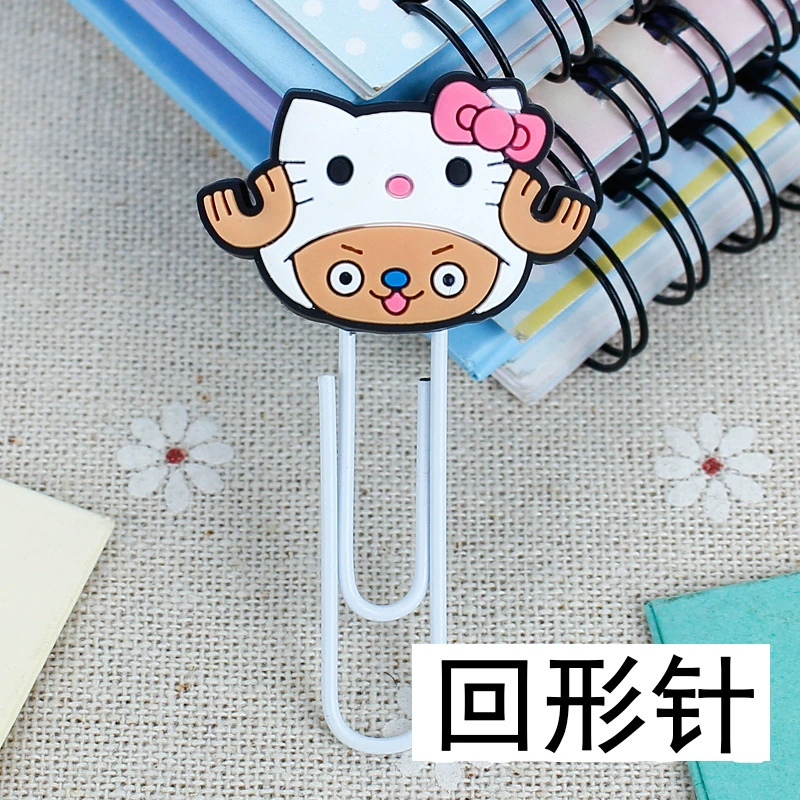 Small cartoon cute metal pin
