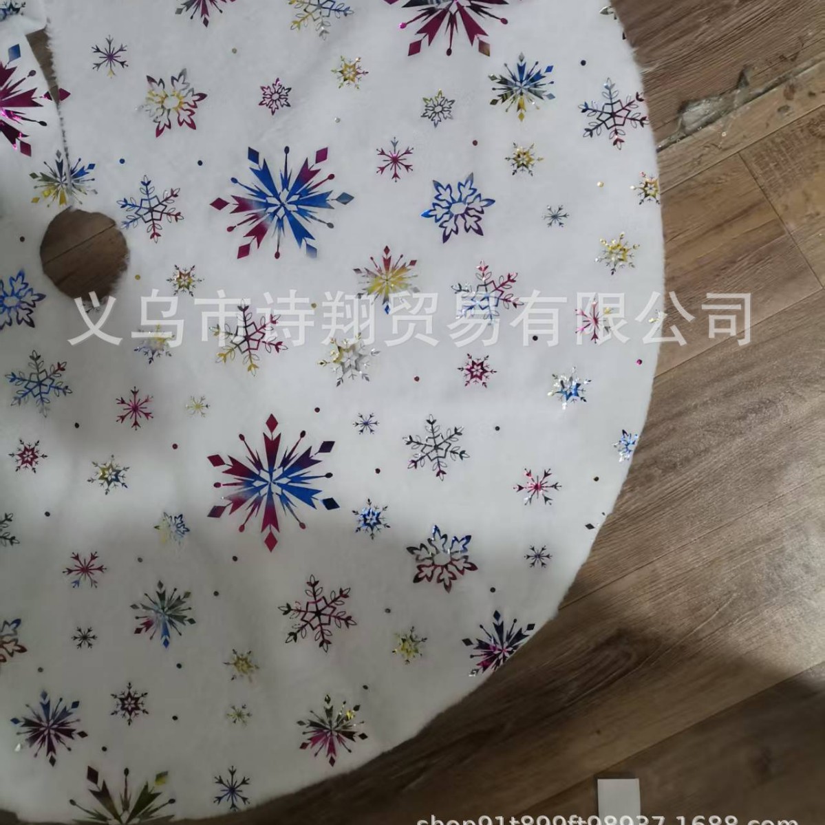 Falda para árbol de Navidad transfronteriza, falda para árbol de lentejuelas con copos de nieve nacarados, falda para árbol bordada de felpa blanca, decoración para árbol de Navidad