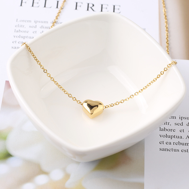 Titanium Steel Material Wholesale Jewelry Simple Style Heart Shape Titanium Steel Plating Pendant Necklace Cable Chain