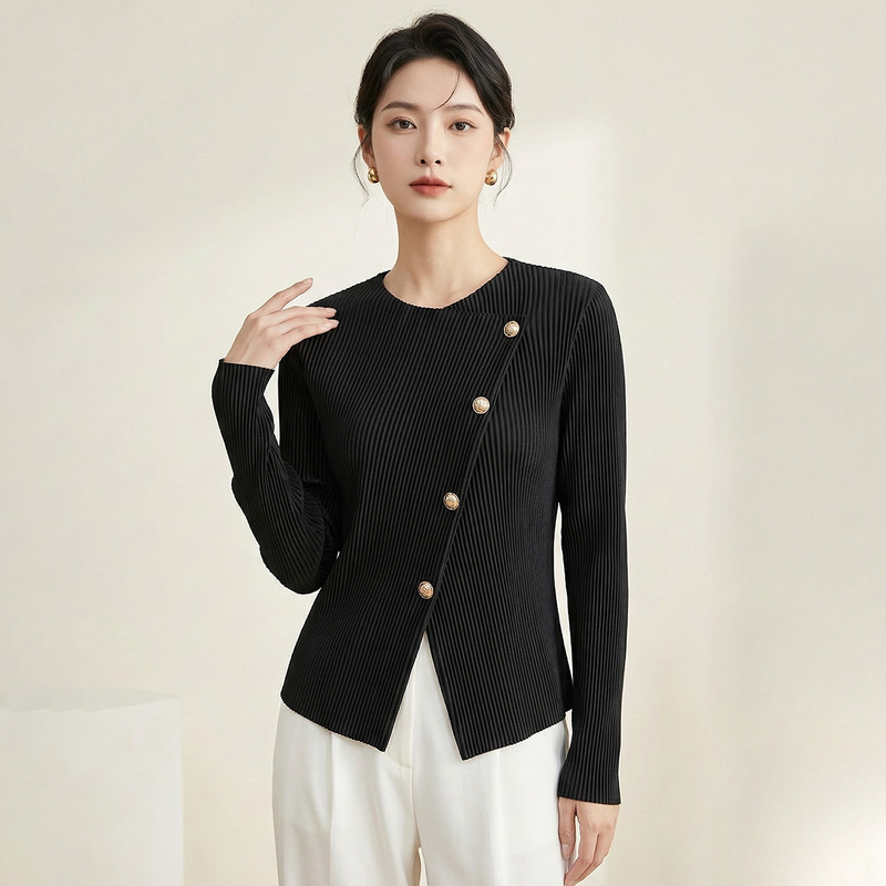 Women's Clothing with a High-End Feel, Spring Fashion, Irregular Design, Niche Style, Round Neck, Long Sleeves, Elegant and Versatile Issey Miyake T-Shirt Top Women's Clothing with a High-End Feel, Spring Fashion, Irregular Design, Niche Style, Round Neck, Long Sleeves, Elegant and Versatile Issey Miyake T-Shirt Top