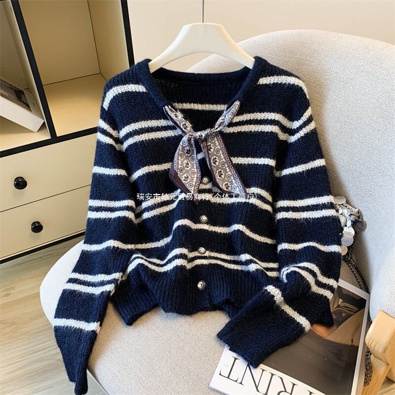2026 Autumn/Winter New Hot-Selling V-Neck Striped Knit Cardigan Sweater for Women, Loose Fit, Slimming, and Figure-Flattering Long-Sleeve Top 2026 Autumn/Winter New Hot-Selling V-Neck Striped Knit Cardigan Sweater for Women, Loose Fit, Slimming, and Figure-Flattering Long-Sleeve Top