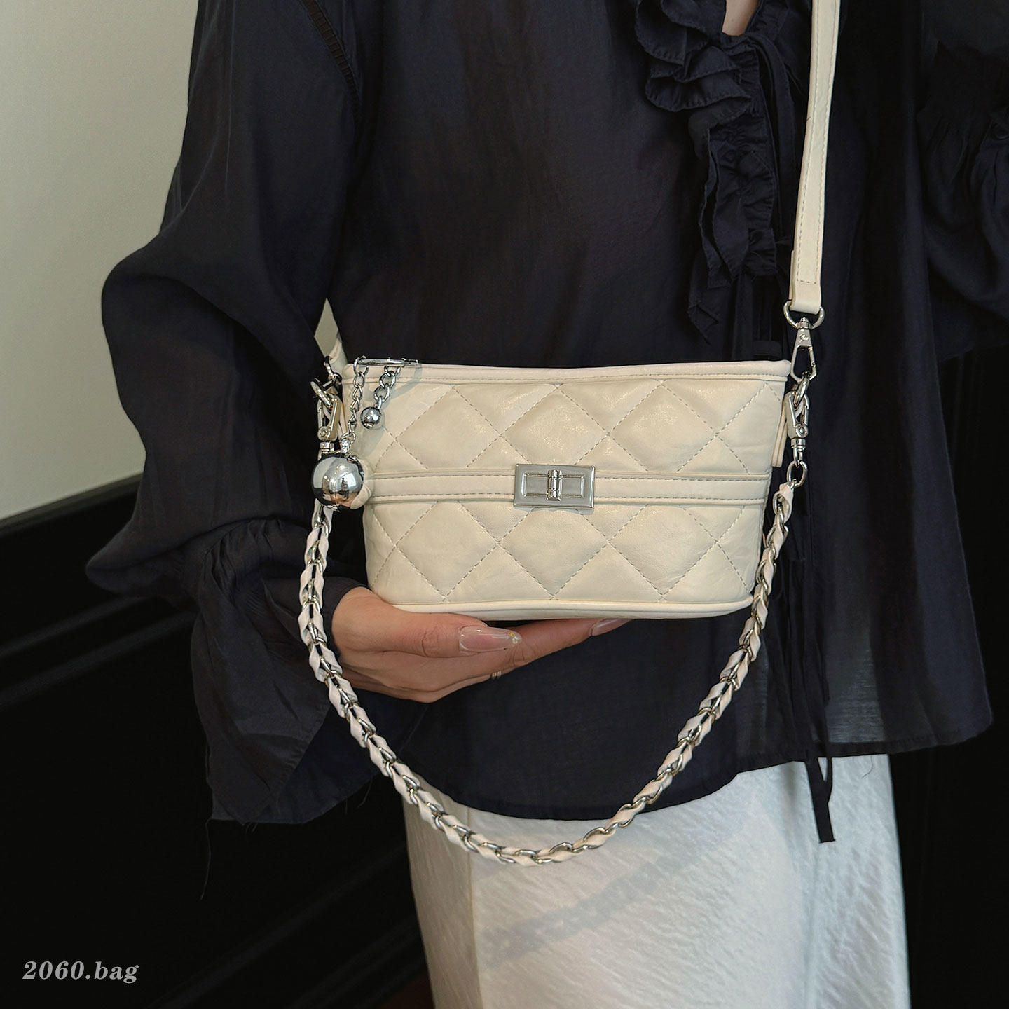 Nichezhong bolso de cinturón Lange nuevo bajo las axilas 2026 bolso de cubo de verano bolso de cadena de lujo ligero bolso de hombro pequeño viento fragante