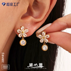 项链;耳环;戒指