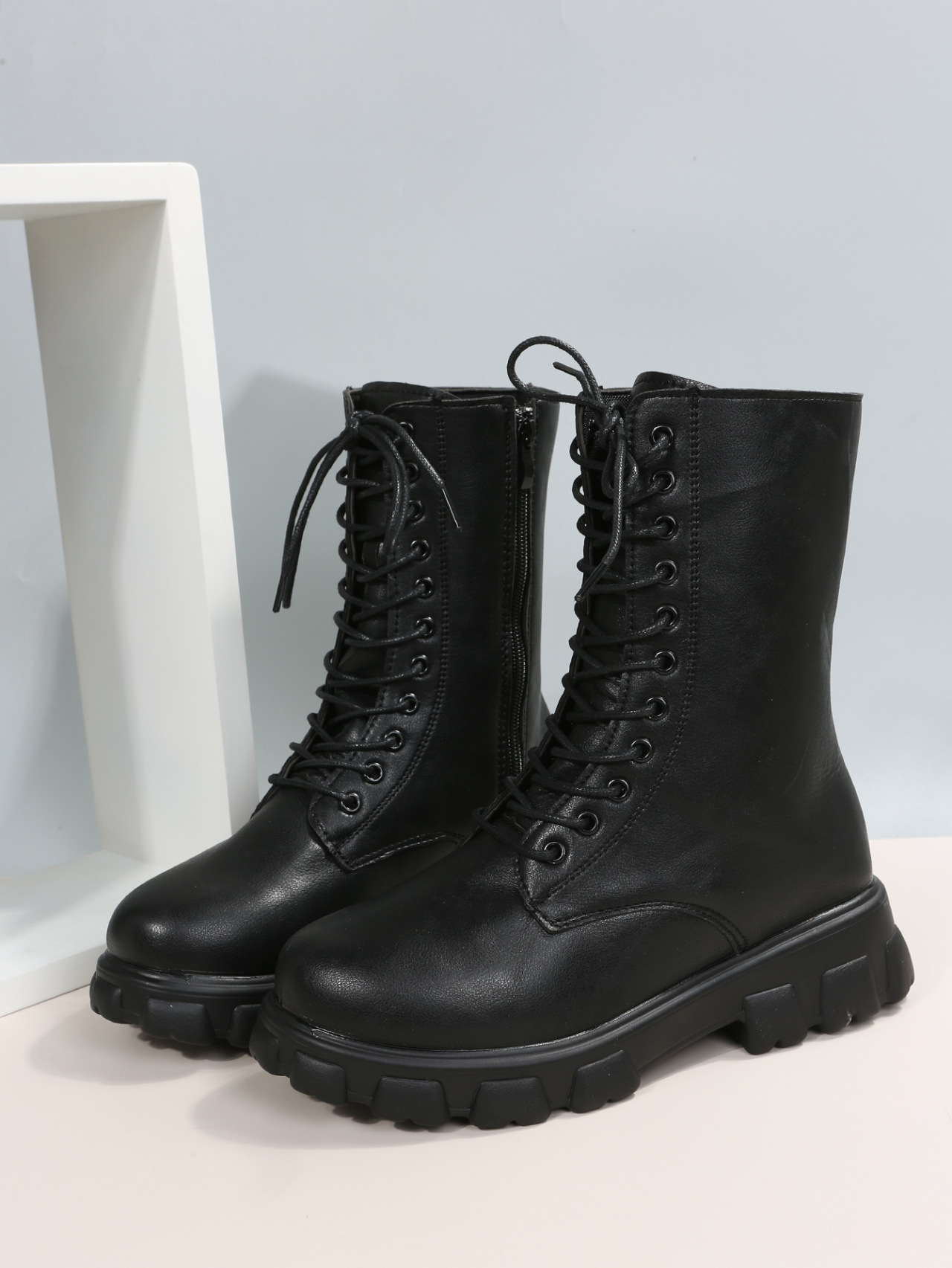 Large size spring and autumn new boots women round thick sole fashion boots British wind motorcycle boots women_voghion.com