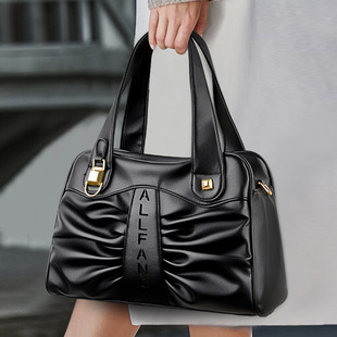 �羳2026�¿���|�ٴ�������Ůʿ���e�μ���r�и��ֵб���