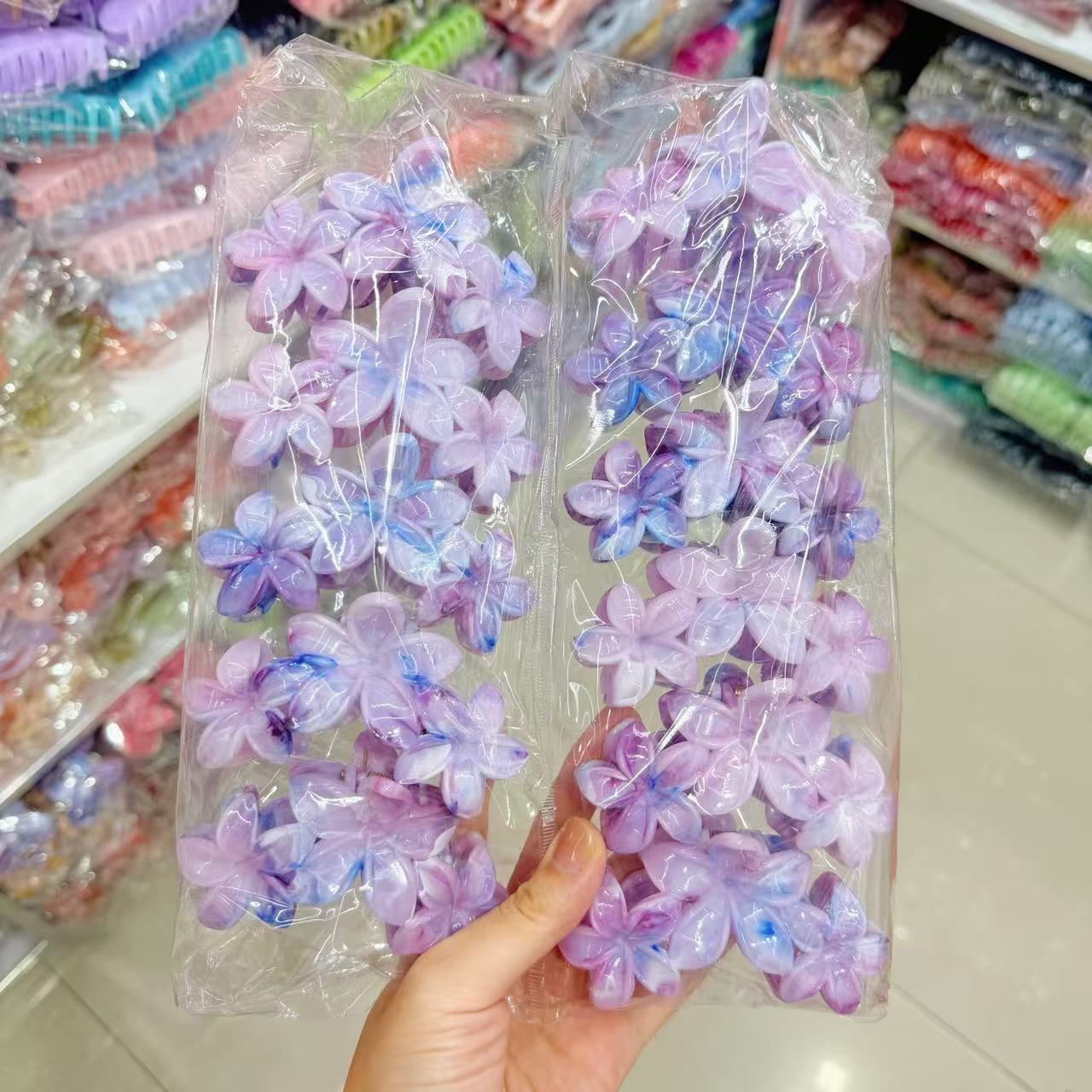 Europa y los Estados Unidos explotaron 8CM huevo flores clip de cabello de alta calidad para mujeres agarrar el cabello de tiburón color caramelo transfronterizo agarrar clip de cabello