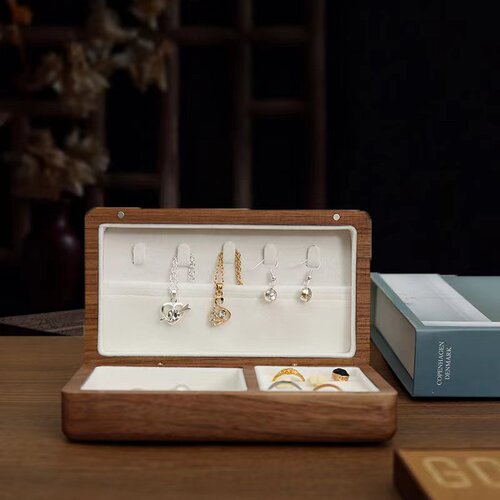 Wooden jewelry box black walnut wood retro small portable gold jewelry ring storage box high-end light luxury style