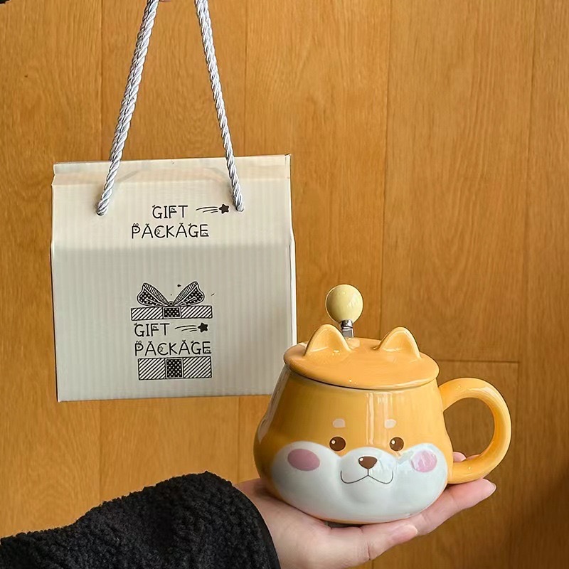 2024 Taza Shiba Inu creativa y linda con tapa, cuchara, taza de cerámica para el hogar de alto valor, taza de agua para parejas, regalo de mano