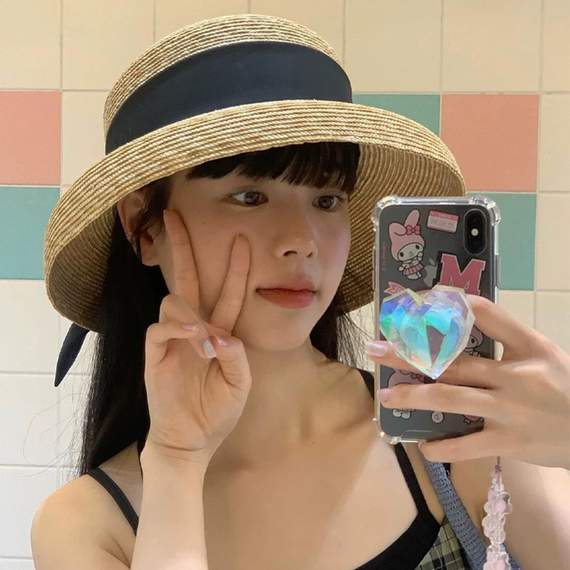 Hepburn Style French Straw Brim Breathable Ribbon Lampshade Straw Hat Summer Seaside Beach Travel Sunshade Straw Hat