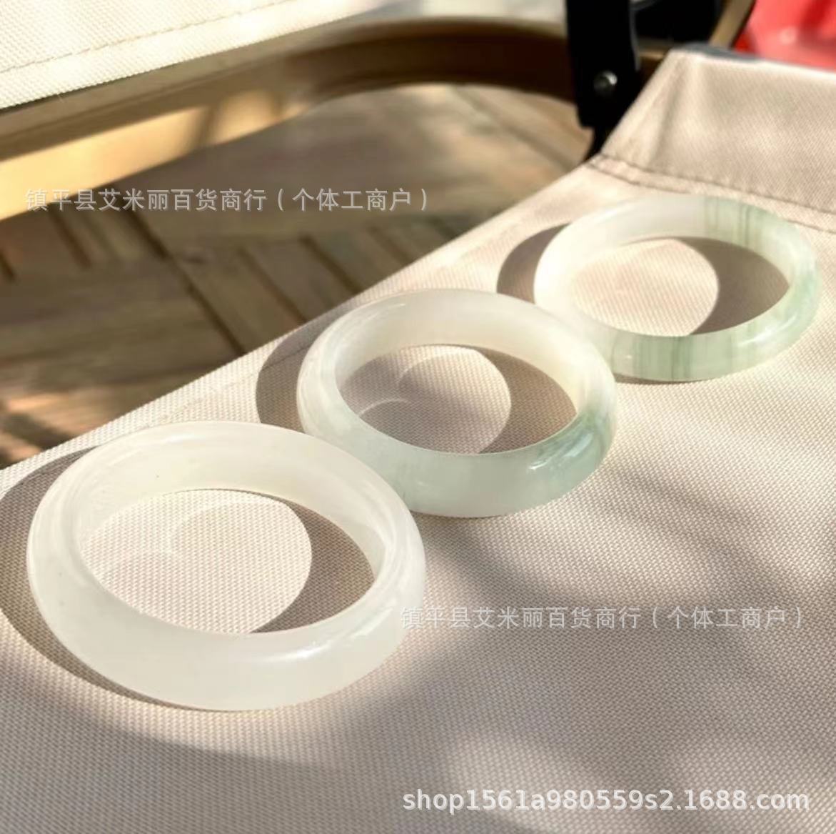 (2개) 신장 톈산 옥 팔찌 얼음 옥 눈 옥 얼음 떠다니는 꽃 천연 옥 팔찌 흰색 달빛 도매 얼음 유형 황금 실크 옥