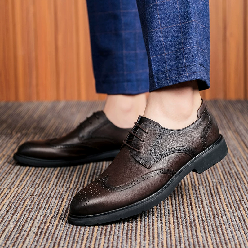 Men's leather shoes, first layer cowhide, business British brogue, formal men's leather shoes, soft sole, soft surface