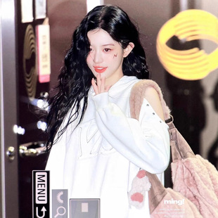 �F؛Minju������ͬ���n���OӋ��¶���Bñ�l�´̽����e�@������Ů