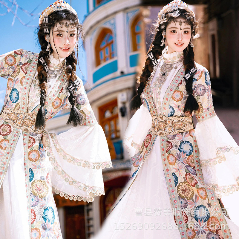 Photo Studio's New Style of Uyghur Princess, Western Style, Yunnan Dali Ethnic Girl Travel Photography Clothing