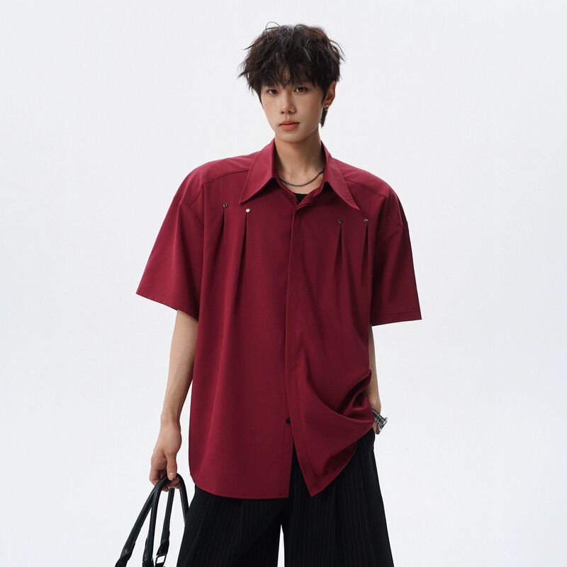 Japanese Retro Minimalist Style Red Short-Sleeve Shirt for Men and Women, Spring and Summer Trendy Brand with Rivet Pleated Design and Turn-Down Collar Japanese Retro Minimalist Style Red Short-Sleeve Shirt for Men and Women, Spring and Summer Trendy Brand with Rivet Pleated Design and Turn-Down Collar