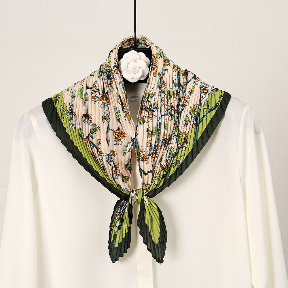 Trendy Cool Design Sense 70 Bufanda de seda arrugada Bufanda cuadrada pequeña Bufanda profesional de alta calidad sin colisión Bufanda plisada al por mayor