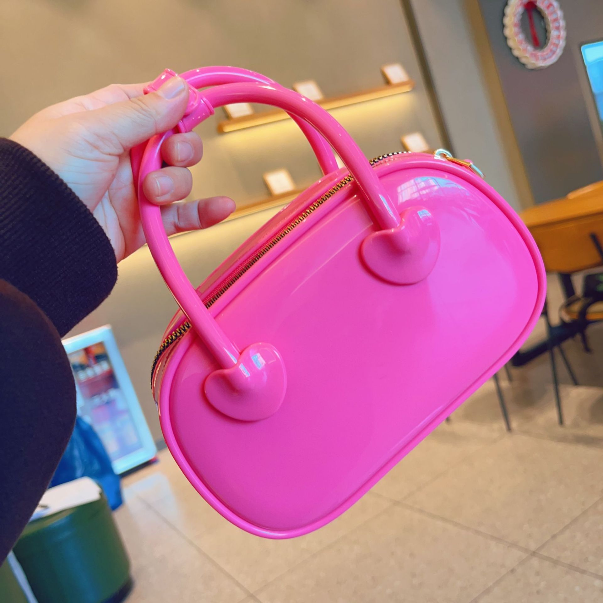 2025 New PVC jelly bag, summer candy color, single-shoulder crossbody mini bag, fashionable hand-held pillow women's bag undefined