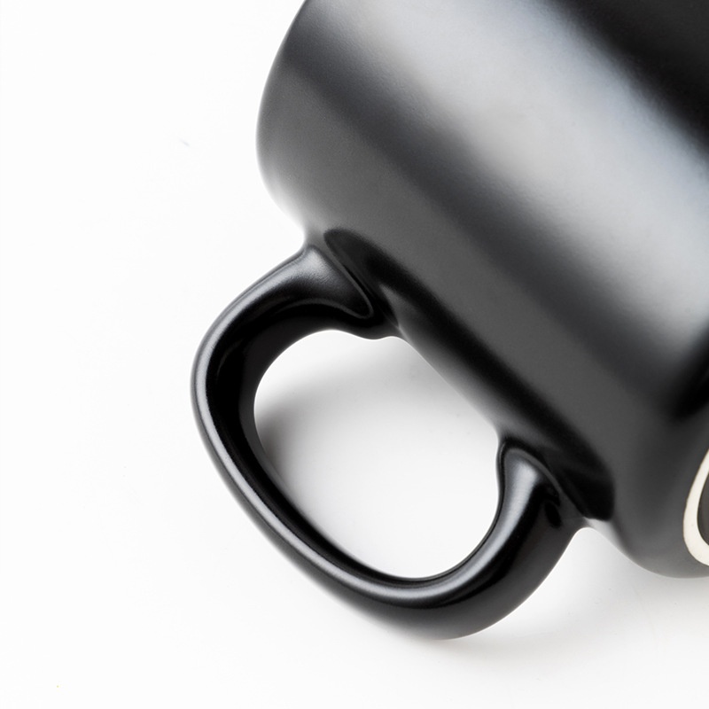 Fabricante de cerámica Liling, lujo ligero, taza de cerámica de alta gama, evento corporativo personalizado, taza de regalo de empresa