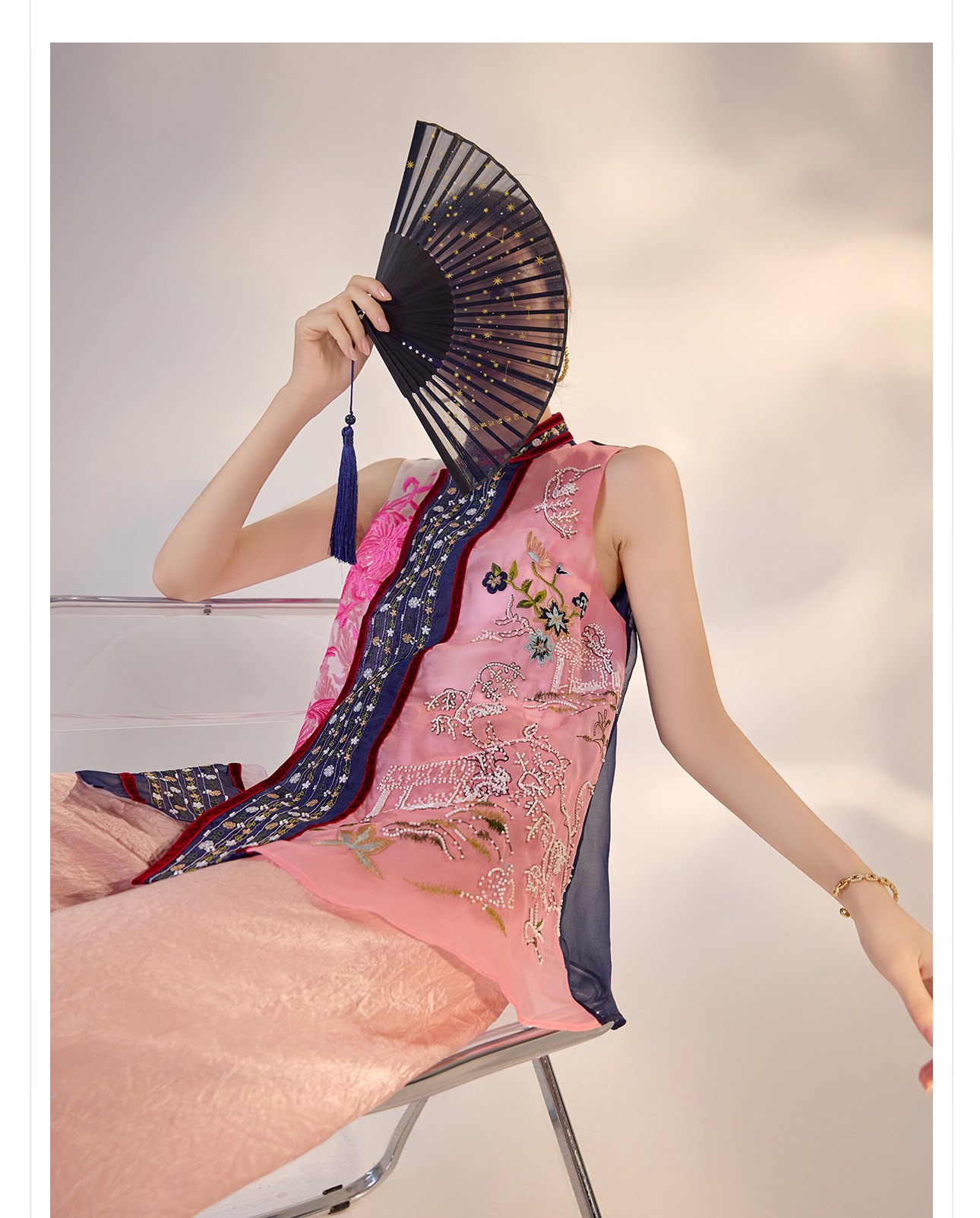Áo vest gile nữ phong cách Trung Hoa mới, thêu họa tiết phối màu, chất liệu lụa tơ tằm, mã ZX M4238 — Phối màu chi tiết 8